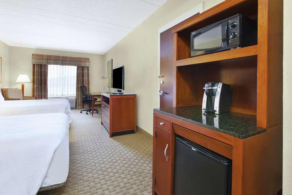Hilton Garden Inn Clarksburg Bilik gambar
