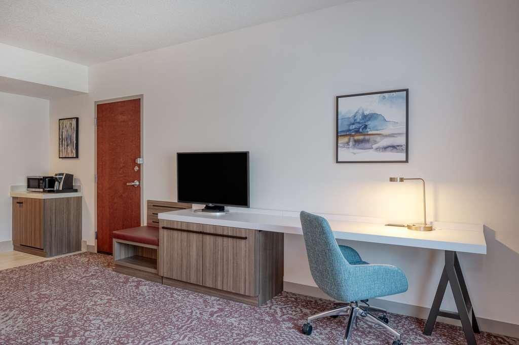 Hilton Garden Inn Clarksburg Bilik gambar